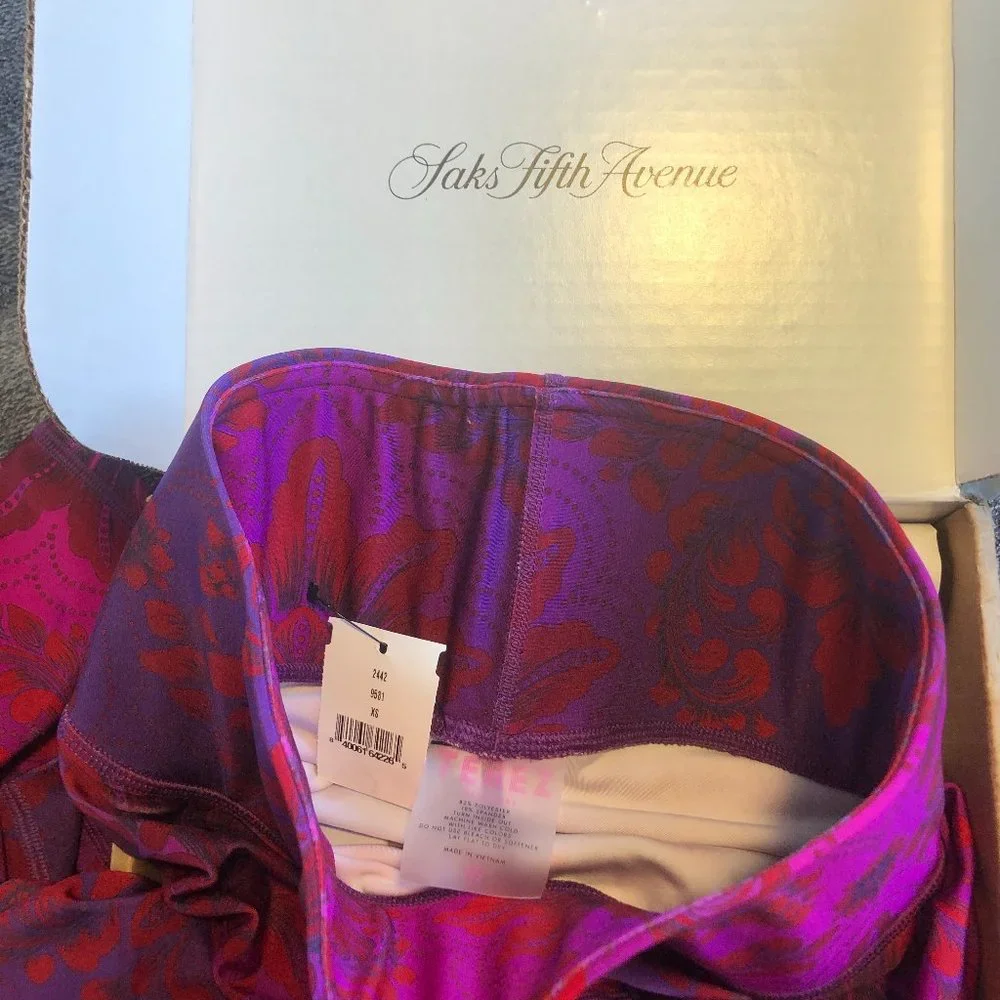 NWT EXCLUSIVE Terez Ruby Amethyst Damask Leggings XS - Picture 10 of 16